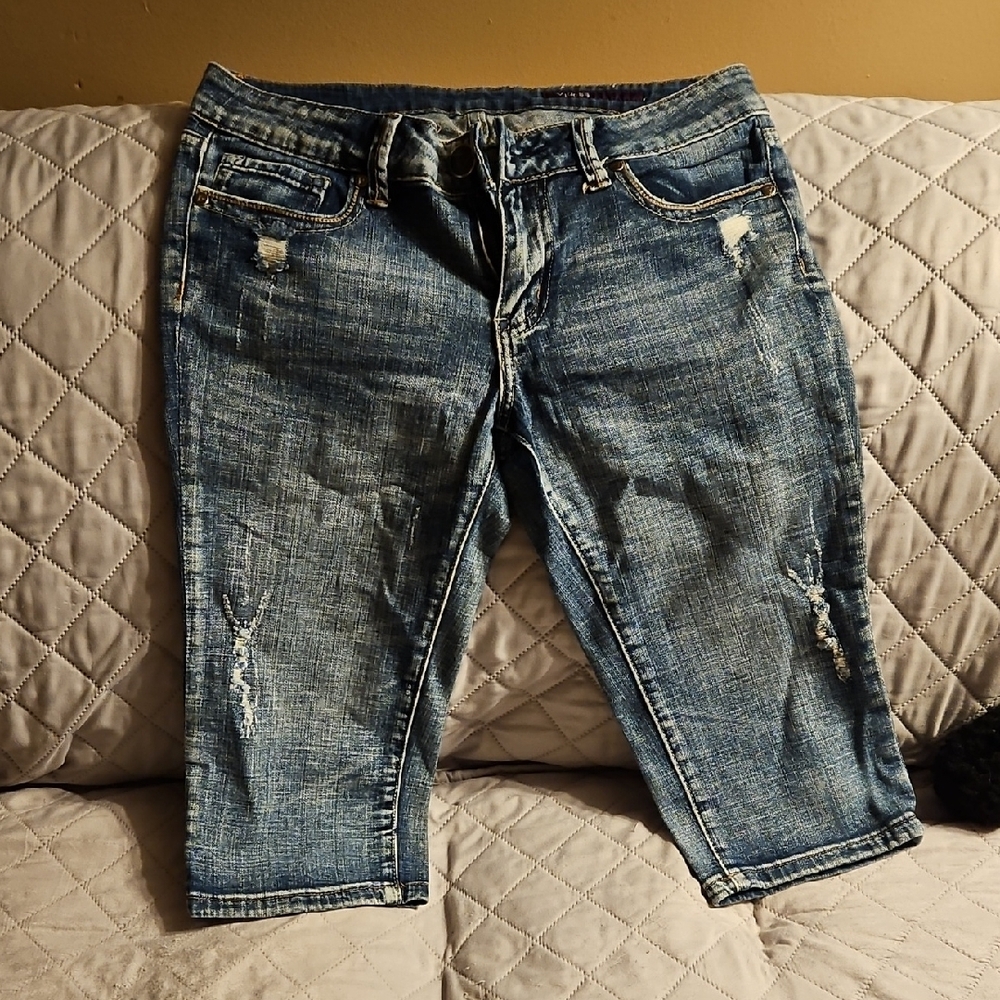 Viggos Women's Blue Distressed Jeans